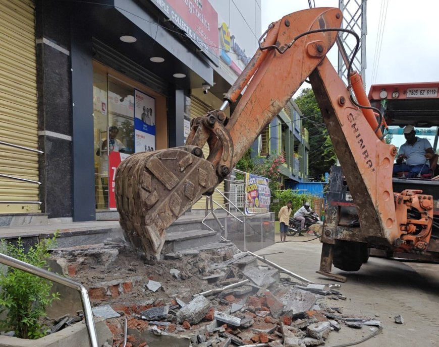 CMC Reclaims 32 km of Footpaths, Removes 697 Encroachments Under 'Walk Free' Drive