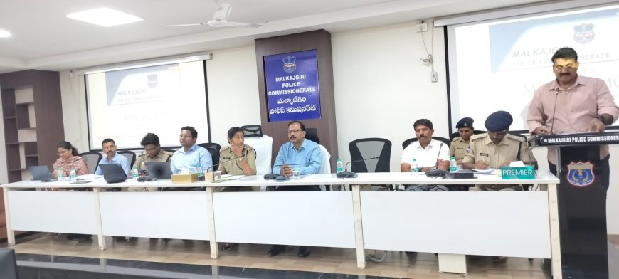 MMC Flags 176 Pothole Spots, 127 Encroachments at Coordination Meeting; Focuses on 6 Major Infra Projects