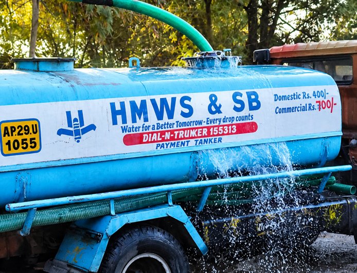 HMWSSB Sets Rs 5K Fine for Water-Wasting Tankers, Registration at Risk for Violations